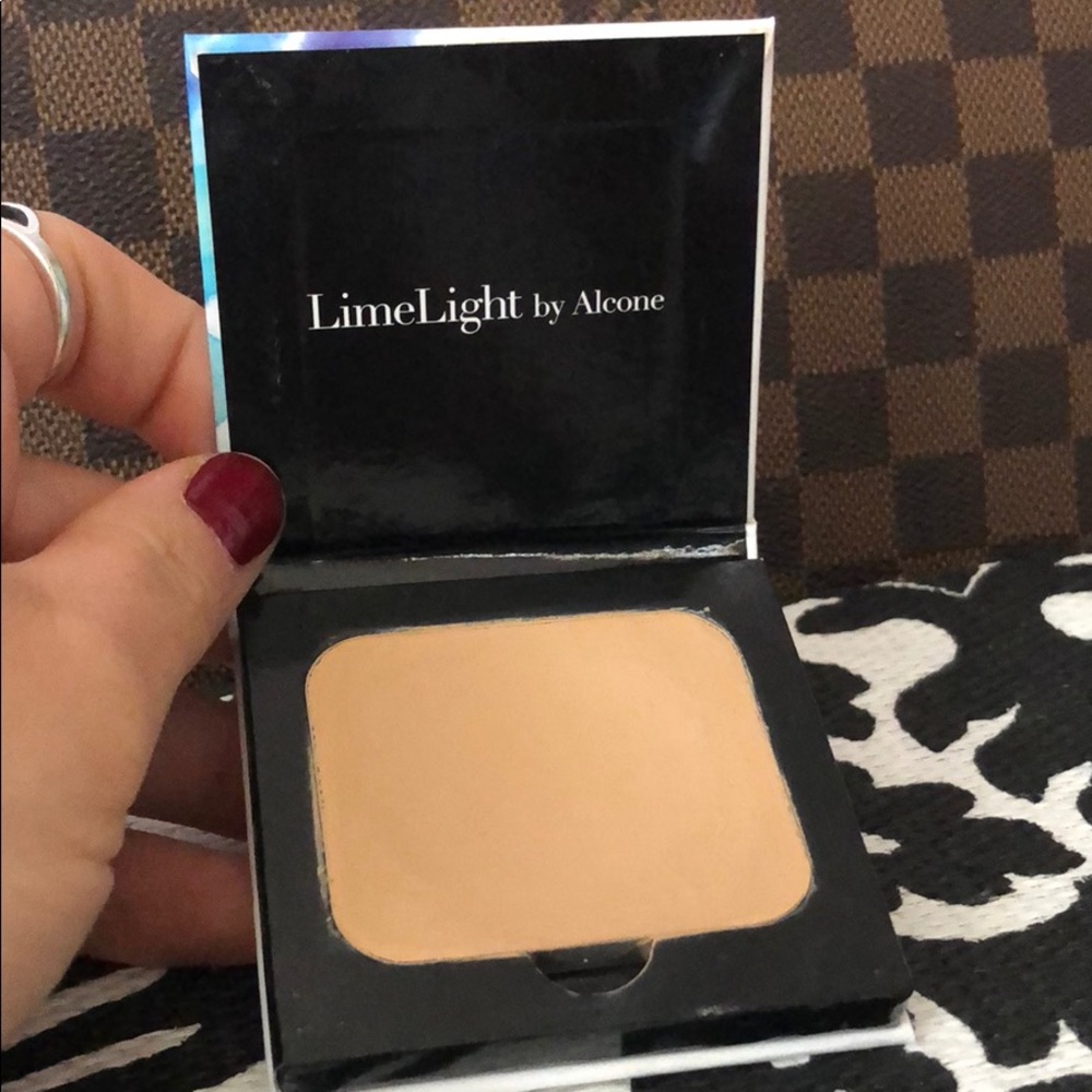 LimeLight by Alcone Foundation Shinto 1